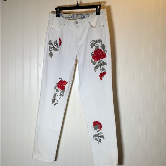 Vintage America Denim - Vintage America white embroidered jeans